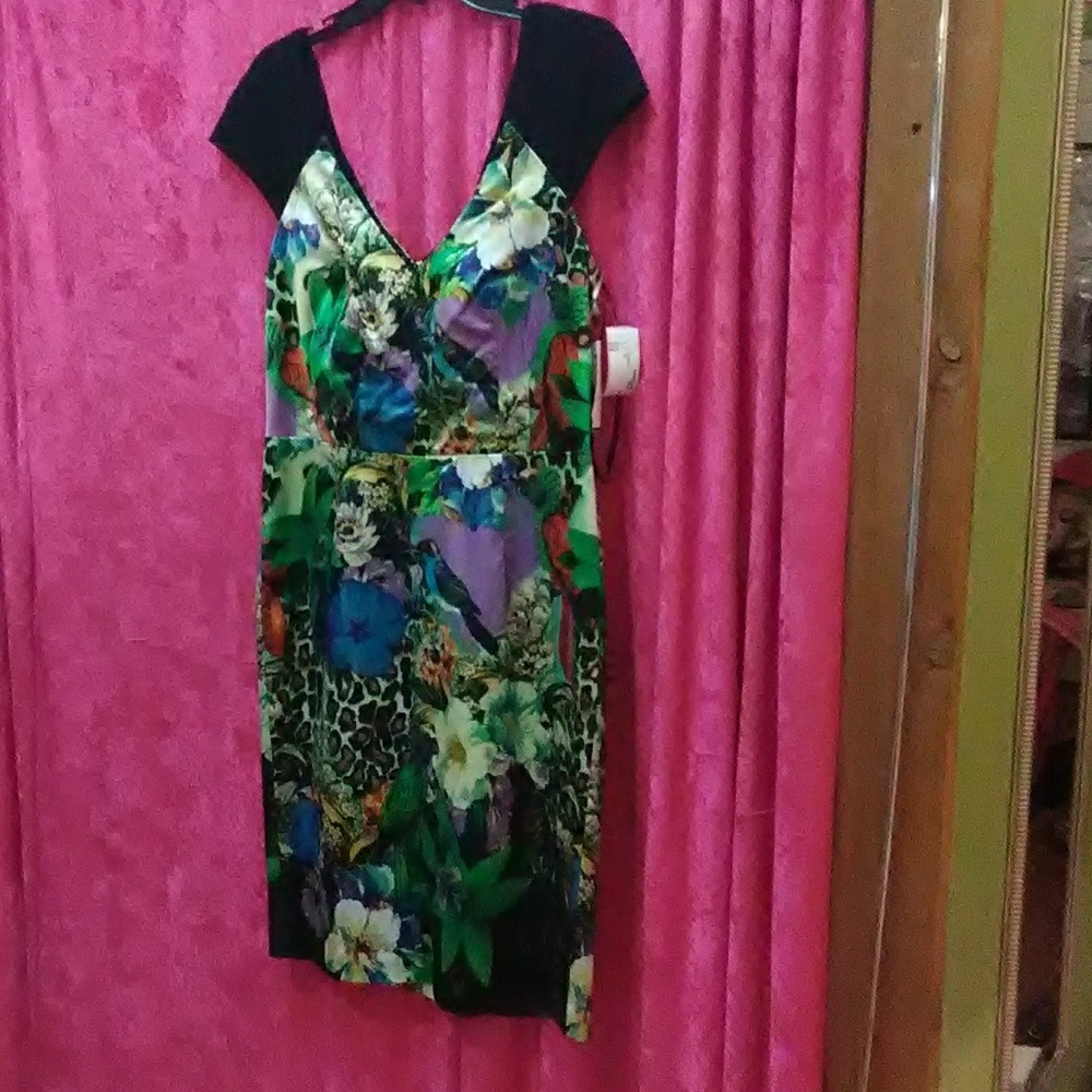 Floral print Alexa Admit size 8 dress